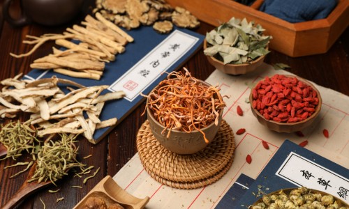 中药材白英图片功效与作用-中药百英图片网- 中药白英图片知识,分享中药材白英图片功效与作用